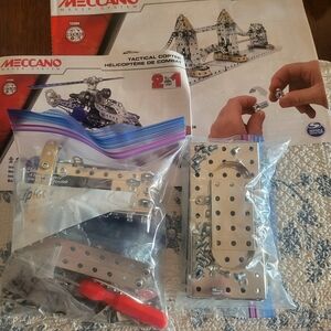 mecca Metal Building Set Parts – Silver Construction Pieces (Silver)